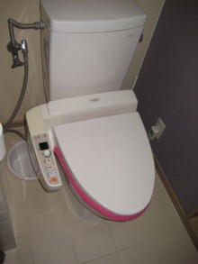 TOTO　ネオレストハイブリットＡＨ１に交換